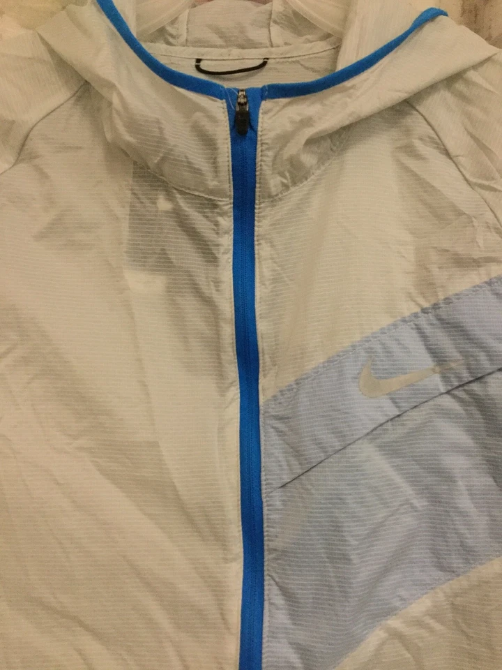 Nike Packable Running Jacket Medium Lightweight Hiking Gray ACG Reflective New M - Image 3 of 4