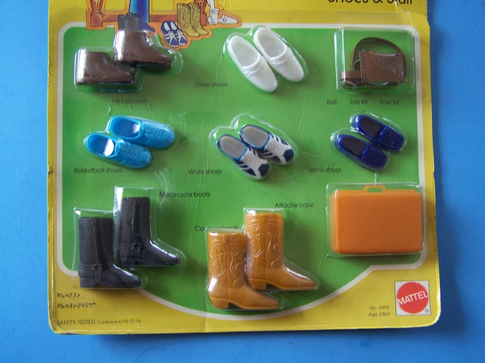 1978 BARBIE's KEN FASHION ADD-ONS 4 SHOES 3 BOOTS ATTACHE BELT TIE TOTE NEW MOC - Image 2 of 3