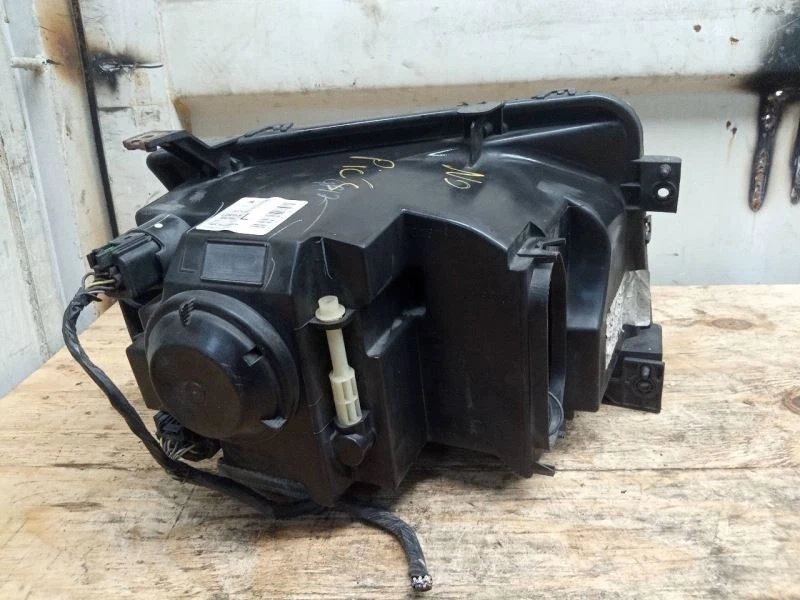 Driver Headlight Halogen Without Adaptive Headlamps Fits 07-10 MKX 1880 - Image 3 of 4