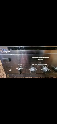 Sony Hifi Anlage TA-F300 mit Turntable PS-LX 520, CD, Kassette, FM Radio+Antenne