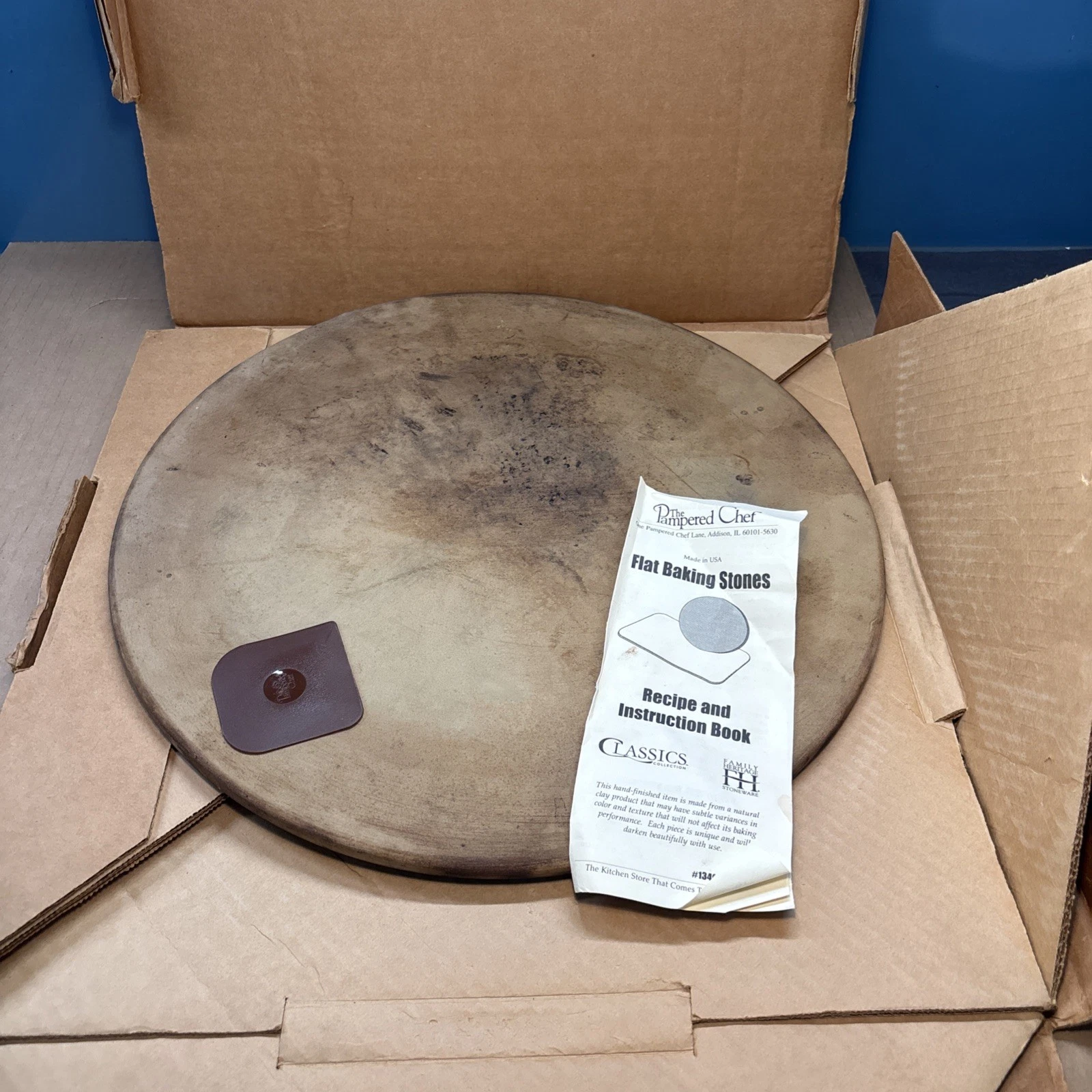 Vintage Pampered Chef Family Heritage 15” Round Pizza Stone Seasoned!
Opens in a new window or tab