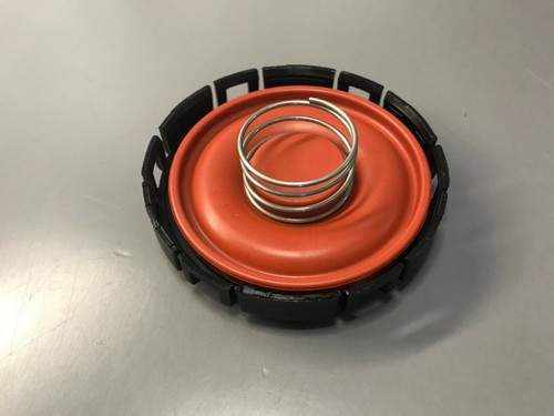 NEW BM BMW ENGINE BREATHER VALVE 2.0d N47N ENGINE/ FAST DISPATCH - Picture 3 of 7
