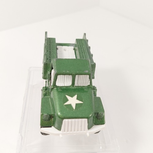 Vintage Tootsie Toy Diecast 1969 Green Army Military Jeep Deuce And Truck EUC - Picture 14 of 17