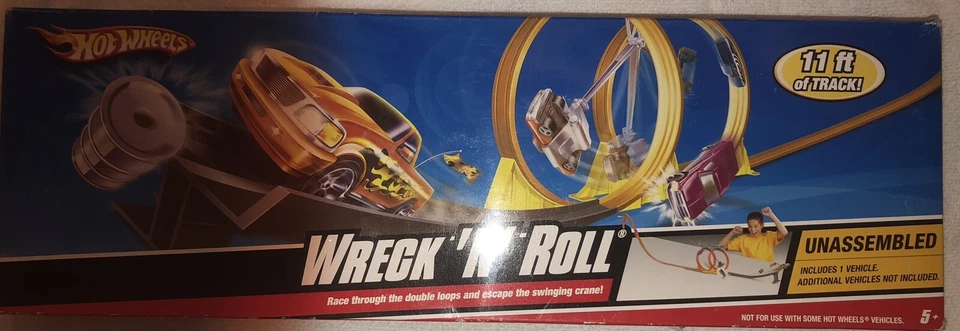 HOT WHEELS WRECK 'N' ROLL TRACK SET INCLUDES 11 FEET OF TRACK NEW SAME DAY SHIP - Image 3 of 3