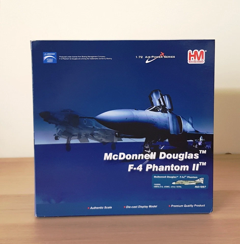 Hobby Master 1/72 HA1997 F-4J Phantom II, USMC VMFA-212 Lancers, WD10 - Image 2 of 4