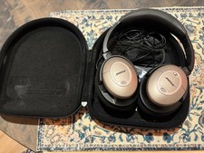 QC2 BOSE Acoustic Noise Cancelling Headphones  case - new cushions -see details