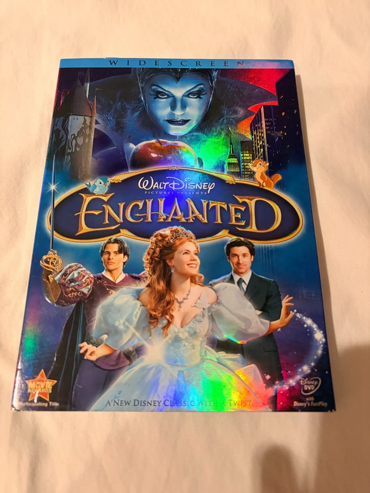 LOT of 3 Disney Pixar DVDs: Wall-E, Enchanted, Finding Nemo (2-Disc Edition) Fam - Image 3 of 4