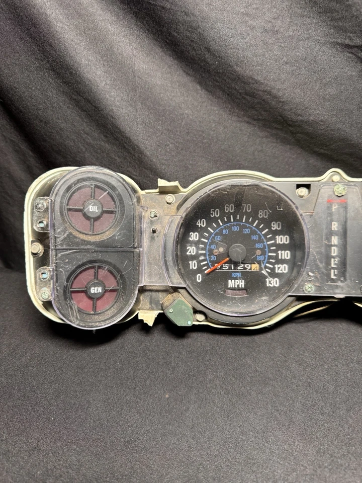 Chevrolet Camaro 1970-1980 velocímetro 95.129 millas 130 mph con palanca de cambios de cable Foto 3 de 4