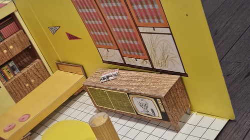 Vintage 1960's Barbie Dream House w/ Furniture & Accessories - Picture 7 of 22
