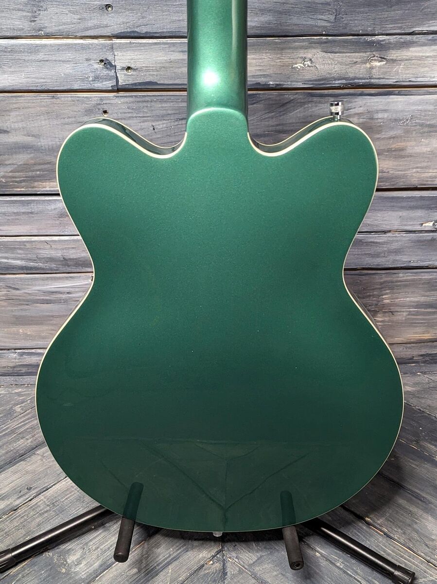 Used Gretsch G5622T-CB Electromatic Electric Guitar with Gig Used Gretsch G5622T-CB Electromatic Electric Guitar with Gig