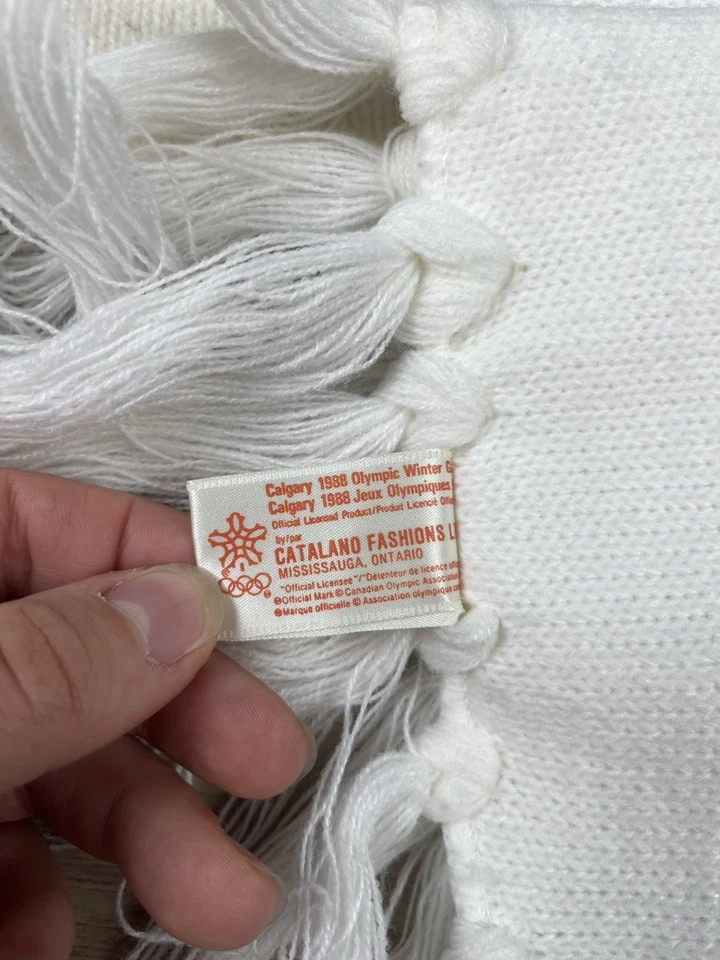 Vintage 1988 Calgary Canada Winter Olympics  Hat Beanie W/ Matching Scarf Adult - Image 4 of 4