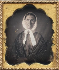 Beautiful 6th Plate Dag of a Woman, Full Case, 1850s #63