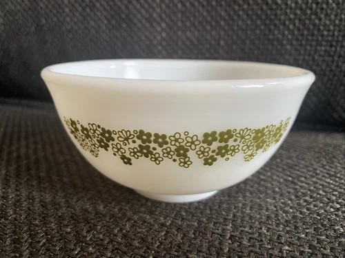Vintage Pyrex Spring Blossom Green Crazy Daisy Mini 770 Bowl Rice