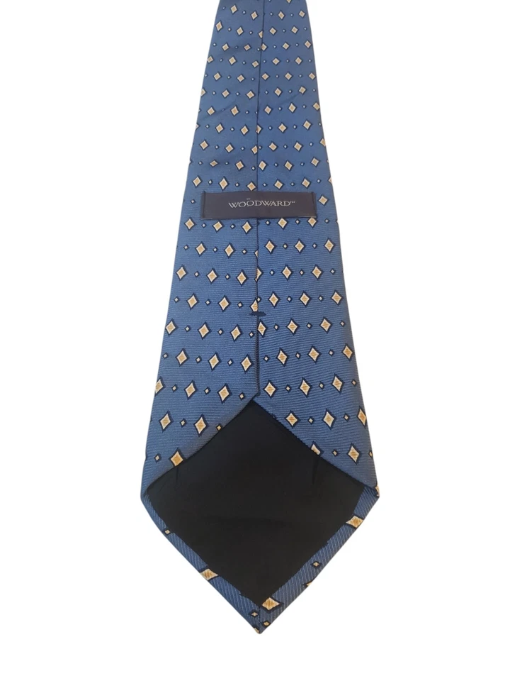 Corbata Woodward Para Hombres Pre-Amada Lujo Azul Amarillo Traje Geométrico Informal Foto 4 de 4