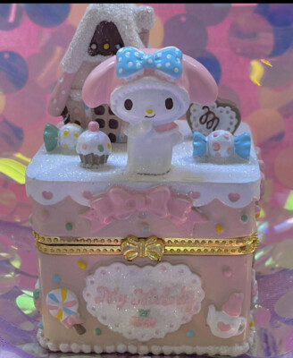My Melody  Pink Kawaii Gingerbread House Jewelry Trinket Ring  Box Figurine NEW