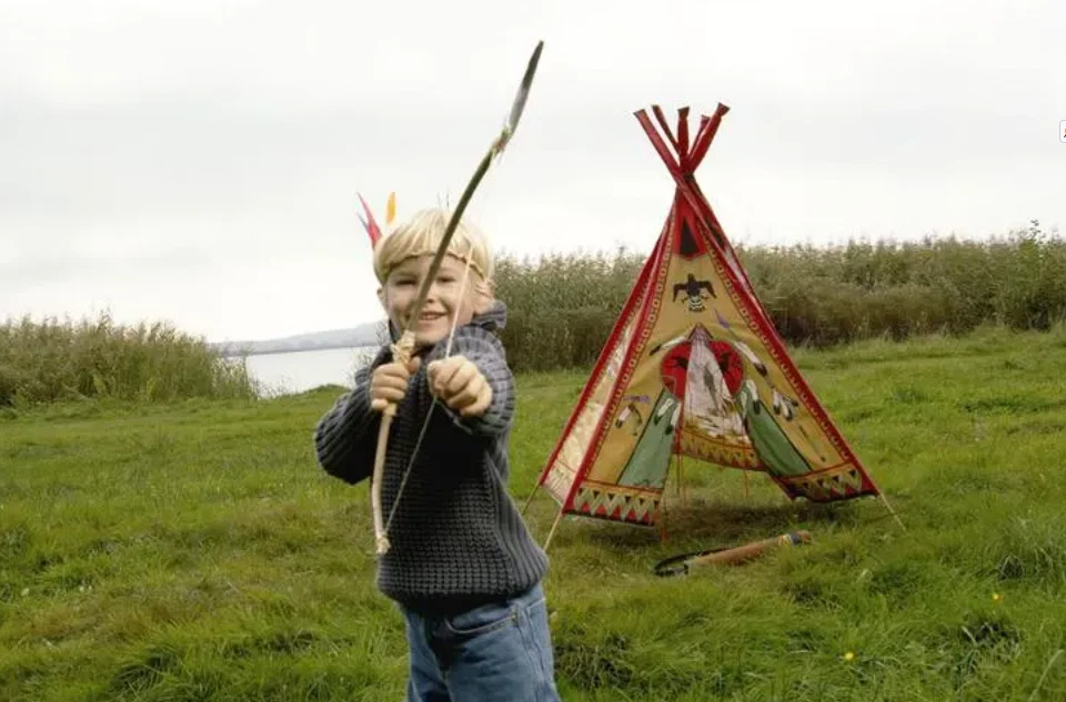 15LB Handmade Traditional Recurve Bow Juvenile Archer Outdoor Archery Practice - Image 2 of 4