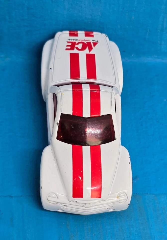 Matchbox Chevrolet SSR Blanco Rojo Rayas TMGM 2001 Mattel China 03 Foto 3 de 4