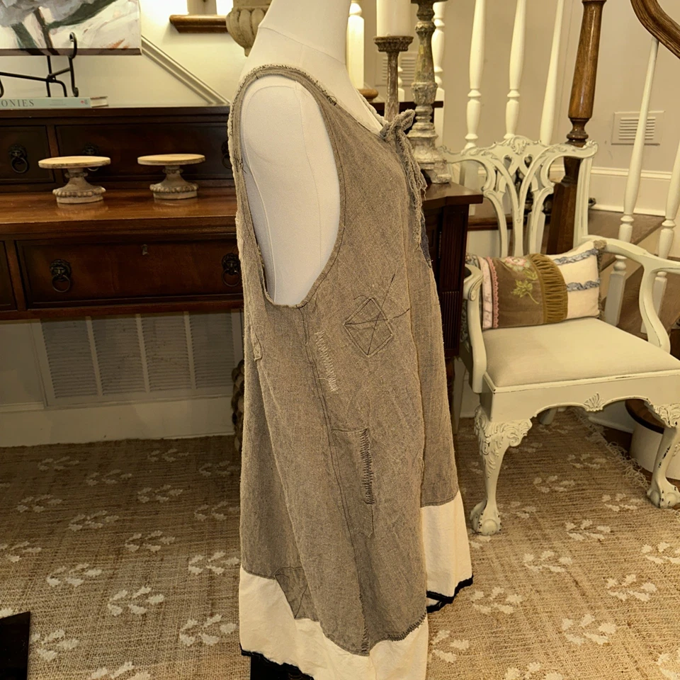 Magnolia Pearl Linen Dress with Denim Applique from the Farm Collection NWOT - Image 4 of 4