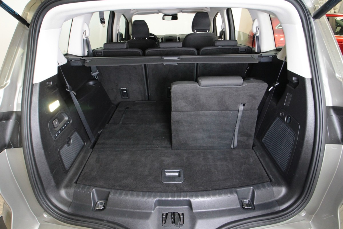 Ford S-MAX 2,0 TDCi 180 Titanium 7prs