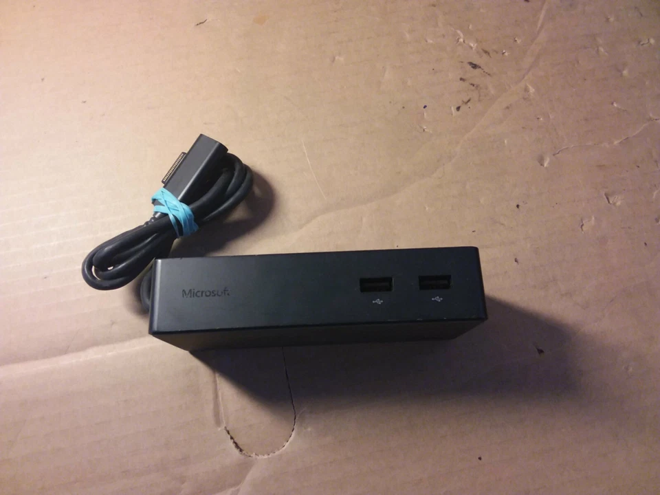 Genuine Microsoft Surface Dock 1661 for Surface Pro 3 4 5 6 Laptop With PSU - Image 3 of 4