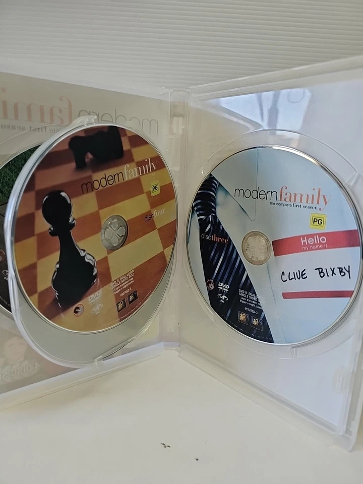 Modern Family : Season 1 (DVD, R4, 2009) - image 4 of 4