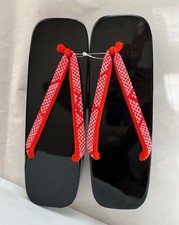 Traditional Japanese Black and Red Womens Koma Geta Wood Sandals Clogs 25.5 cm