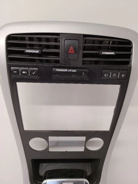 Pontiac Torrent 2008 08 radio central bisel tablero moldura OEM 25927922 Foto 2 de 4