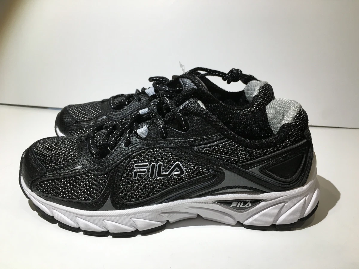 server Kæmpe stor Kammerat FIla Women&#039;s Quadrix Running Shoe (1281) Black/Metallic Silver Size 9  | eBay