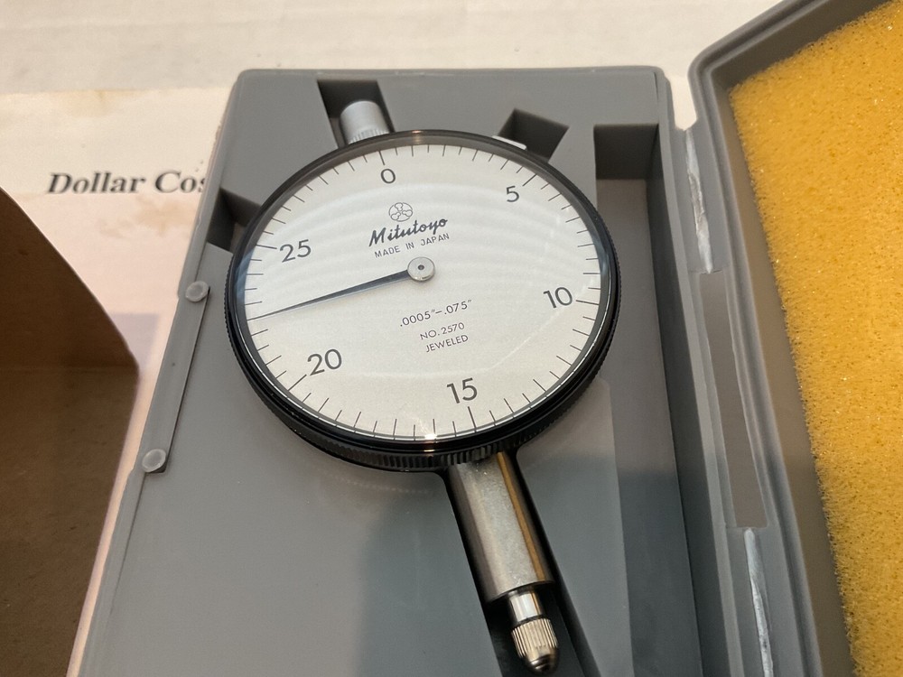 New Mitutoyo #2570 Dial Indicator, 0.075