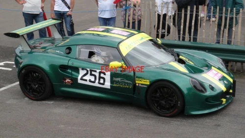 PHOTO  SHELSLEY WALSH 2012  GRAYHAM PARKER IN HIS MEAN-LOOKING 1.9 LOTUS ELISE W