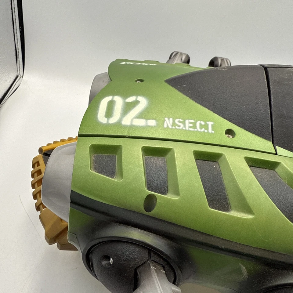 Tyco RC I.N.S.E.C.T. de colección Robot criatura verde y control remoto Foto 2 de 4