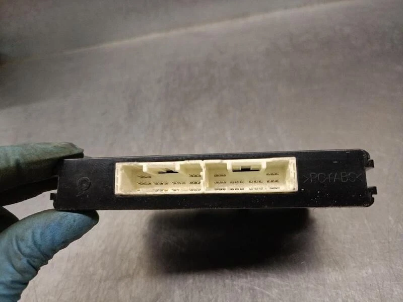 8969005020 modulo elettronico per TOYOTA AVENSIS STATION WAGON ( T27 ) 5536043 - Immagine 3 di 4