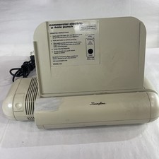 Swingline Model 535 Commercial Electric 3-Hole Punch 28-Sheet Capacity