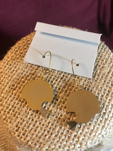 HELLO Washington REDSKINS Fans...Wire Pierced EARRINGs...New!! - Picture 2 of 4