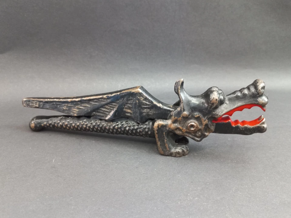 Vintage Soviet Cast Iron Nut Cracker "Dragon", Vintage 1960s. Nut Cracker USSR - Image 2 of 4