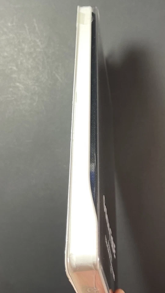 Official Samsung Book Cover for Galaxy Tab E 9.6 inch [ BLACK ] NEW - Image 3 of 4