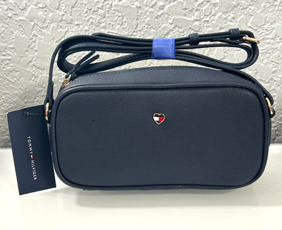 Tommy Hilfiger Navy Blue Textured Faux Leather Camera /Crossbody Bag. Heart Logo