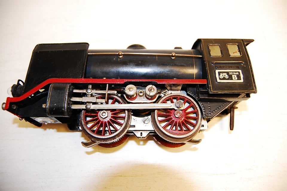 alte Märklin Spur 0 Blech 20V Dampflokomotive R 66/12920 + Tender R 929/0 - Bild 4 von 4