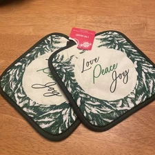 NWT~Two Holiday / Xmas Pot Holders~ Love Peace Joy ~7” x7”