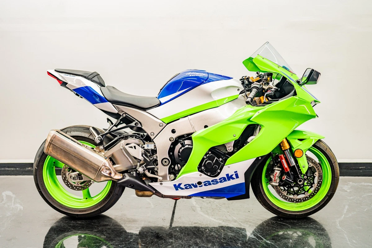 Kawasaki Less than 10,000 miles Motorcycles for Sale by Dealers