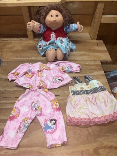 Vintage Cabbage Patch Doll Brown Hair and Eyes 1980's W/2 Extra Outfits