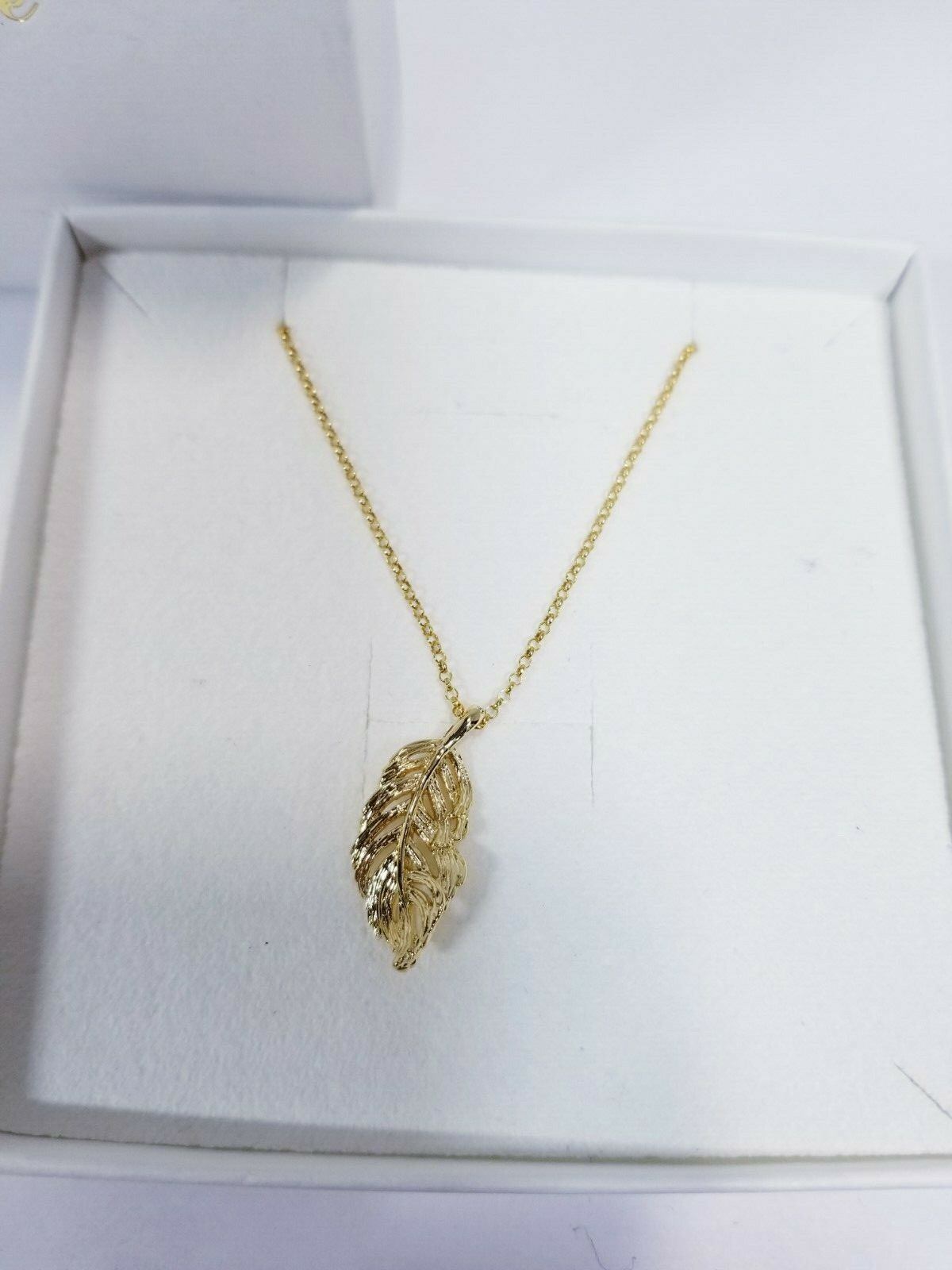 Gold Galore Vintage Gold Hollow Feather Pendant Neckl… Gem