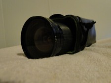 Sears model 202 AutoZoom 1:4.0-5.6 f 28-200 Macro Focusing