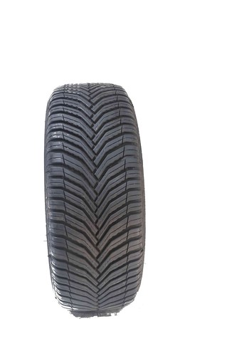 Set Of 2 P215/55R17 Michelin CrossClimate 2 94 V Used 8/32nds