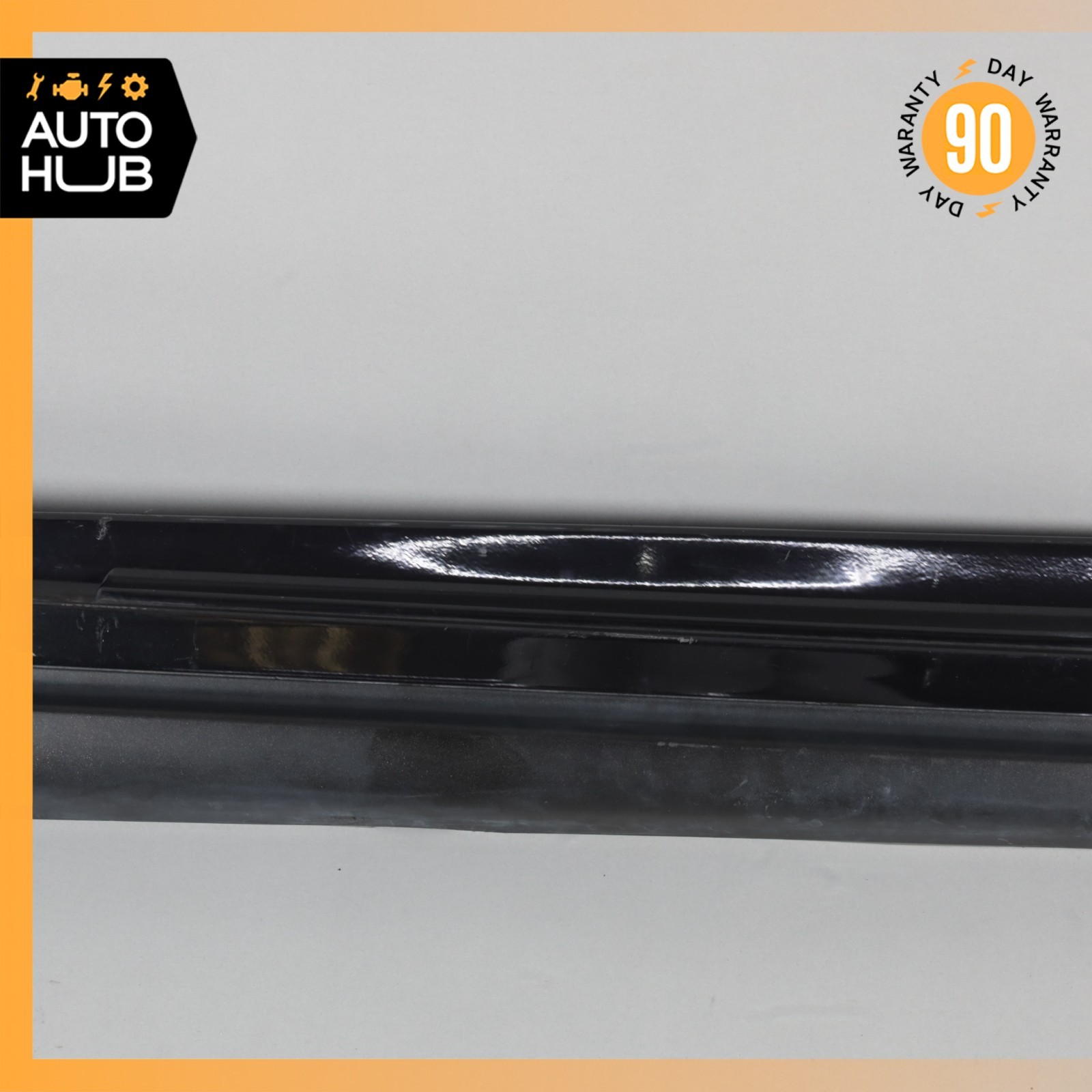 14-22 Maserati Ghibli SQ4 M157 Right Rocker Panel Side Skirt 670010791 OEM