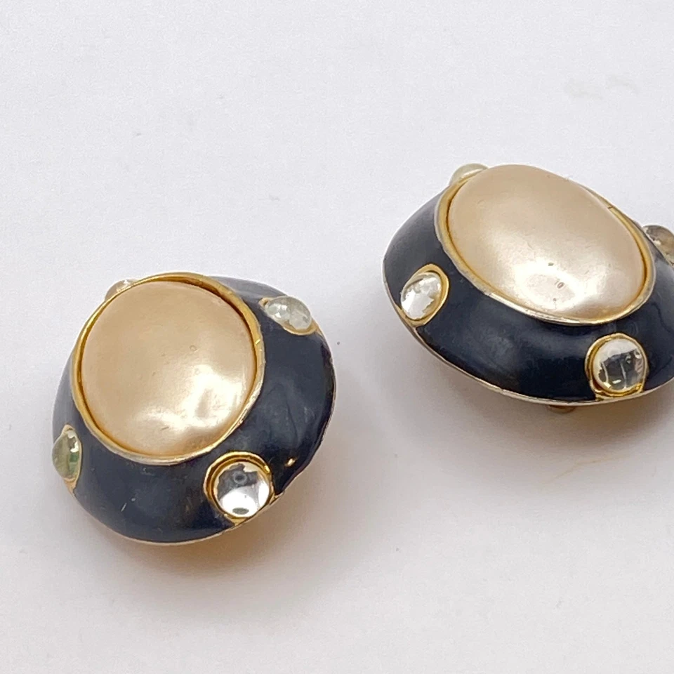 Pendientes de clip ovalados de colección de vidrio con perlas sintéticas esmaltadas CAROLEE firmados RAROS Foto 4 de 4