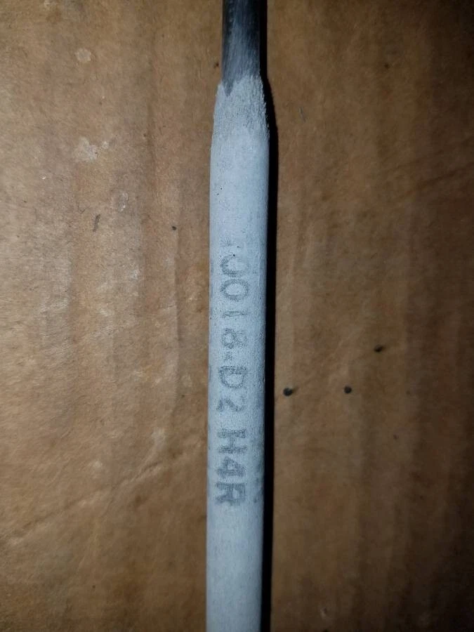 Unibraze 3/16" X 14" E10018-D2 H4R EXCALIBUR 10018-D2 MR Low Alloy Stick 50LB Foto 2 de 4