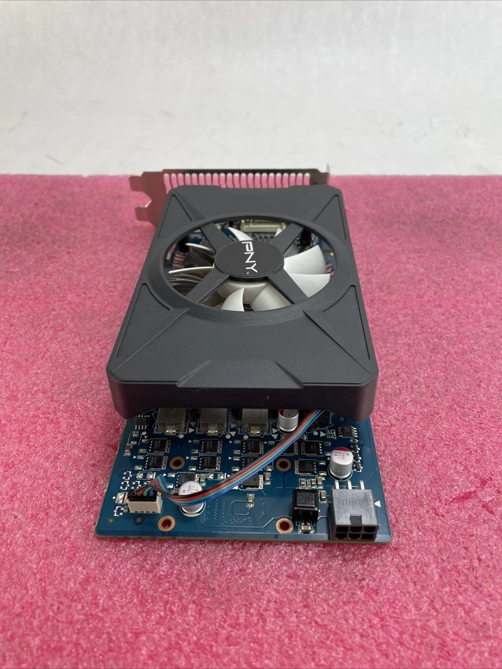 PNY Tech Nvidia GTX 550 Ti GDDR5 1GB PCIe Graphics Card - Image 2 of 4