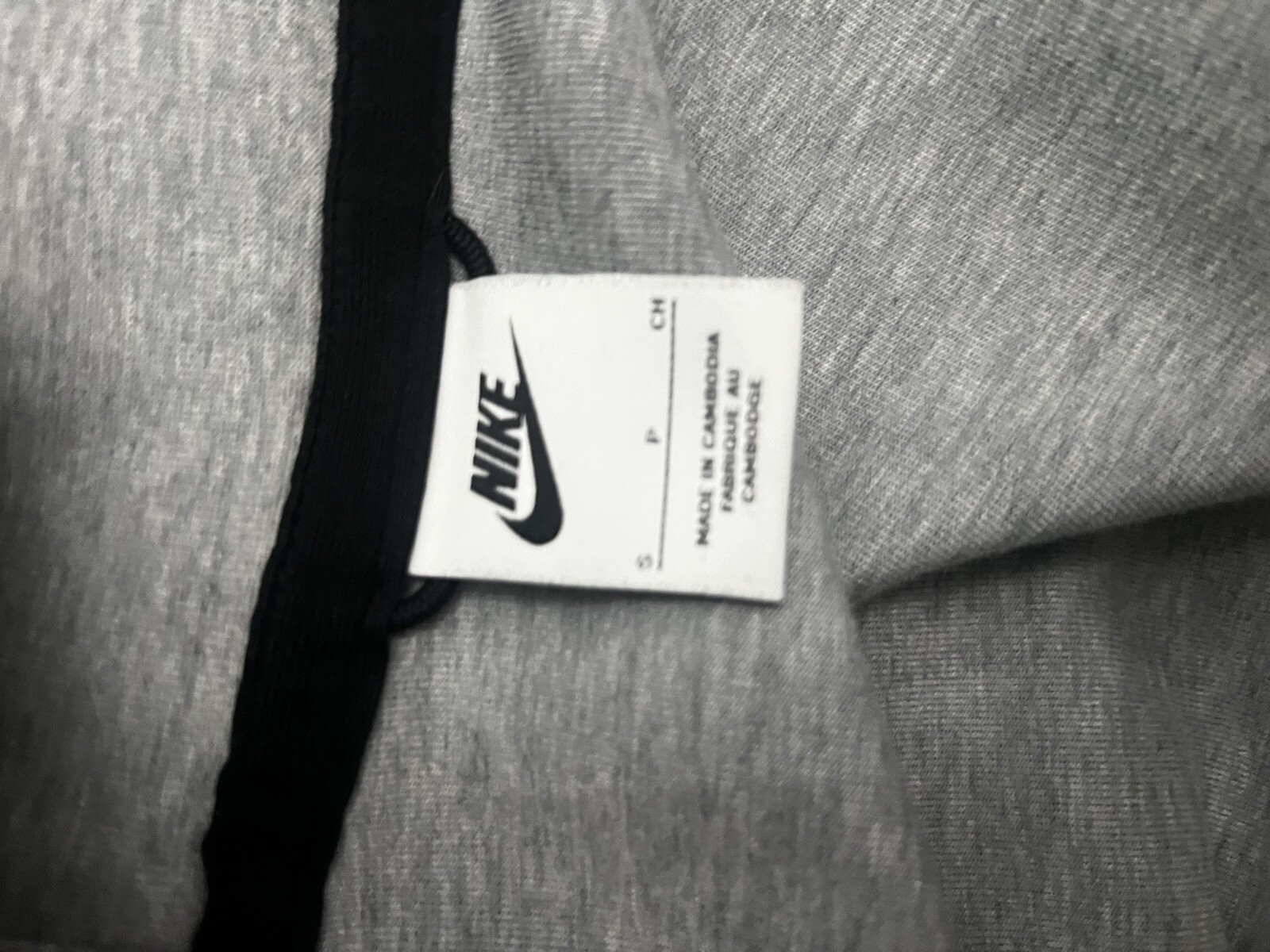 Grey Nike Tech Small - image 3