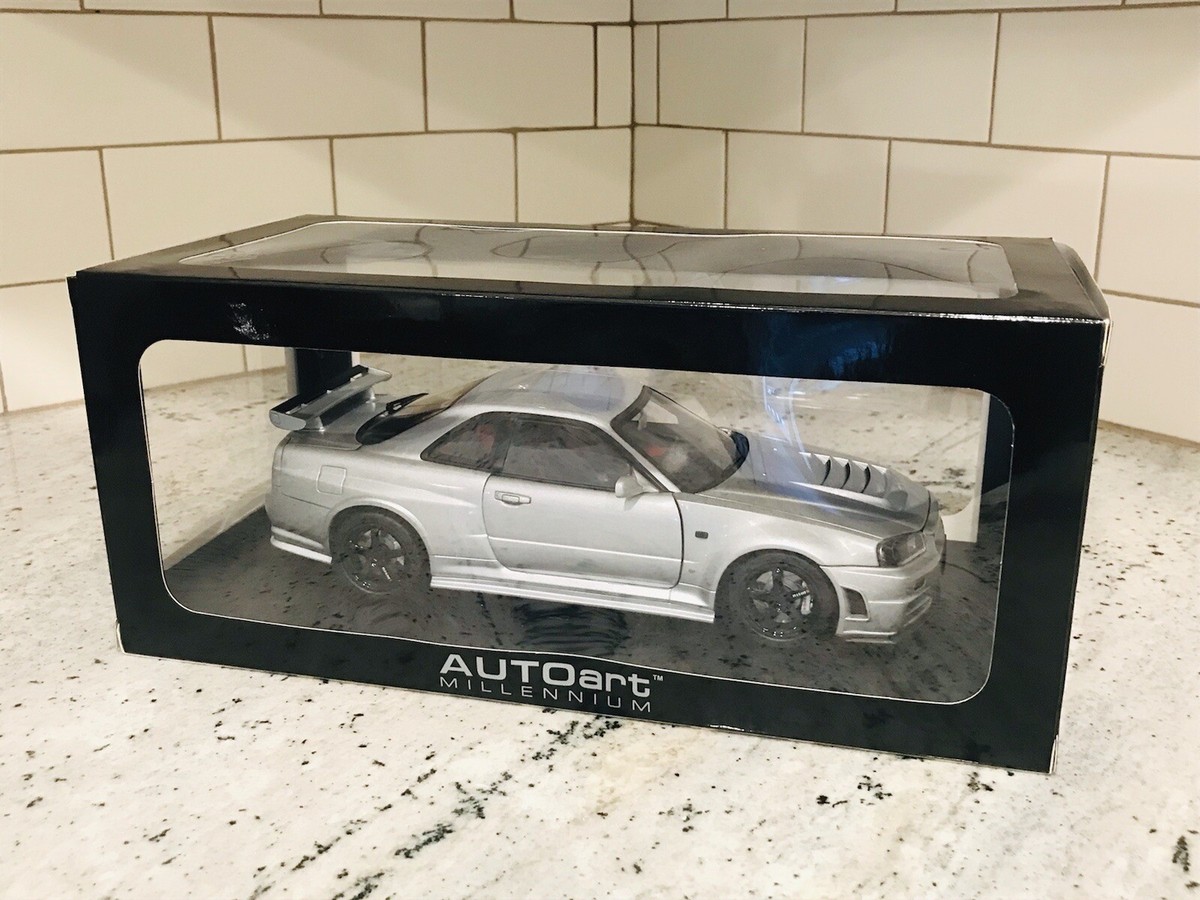 1:18 AUTOART RARE NISSAN SKYLINE GT-R Z-TUNE SILVER MINT IN 1:18 AUTOART RARE NISSAN SKYLINE GT-R Z-TUNE SILVER MINT IN